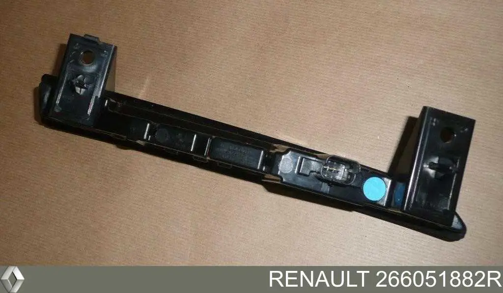 Фара дневного света левая на Renault Fluence B3