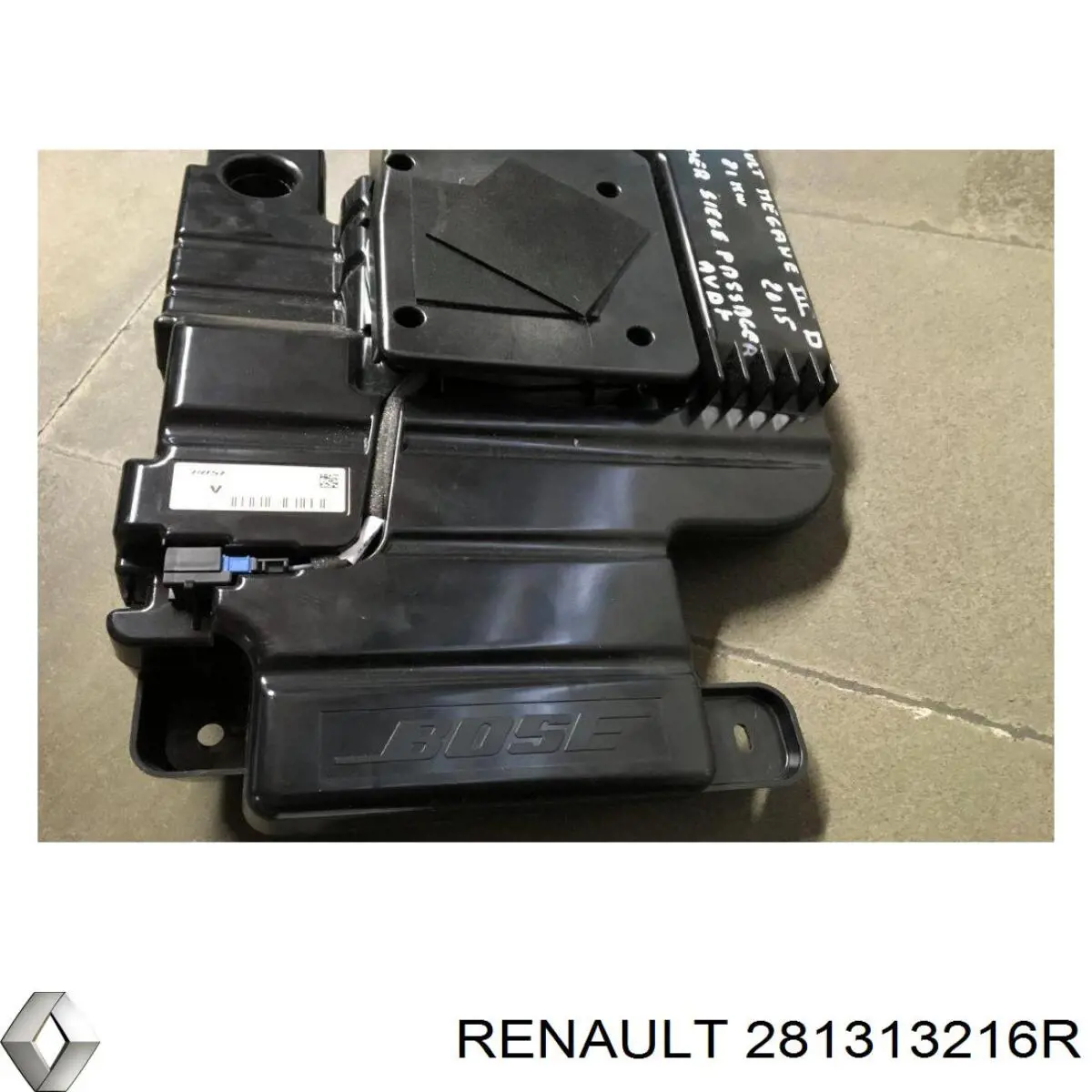 Сабвуфер Renault (RVI) 281313216R цена, от 63.35 USD