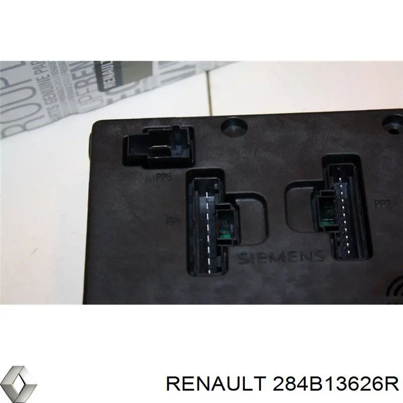 Блок предохранителей на Renault Scenic I 