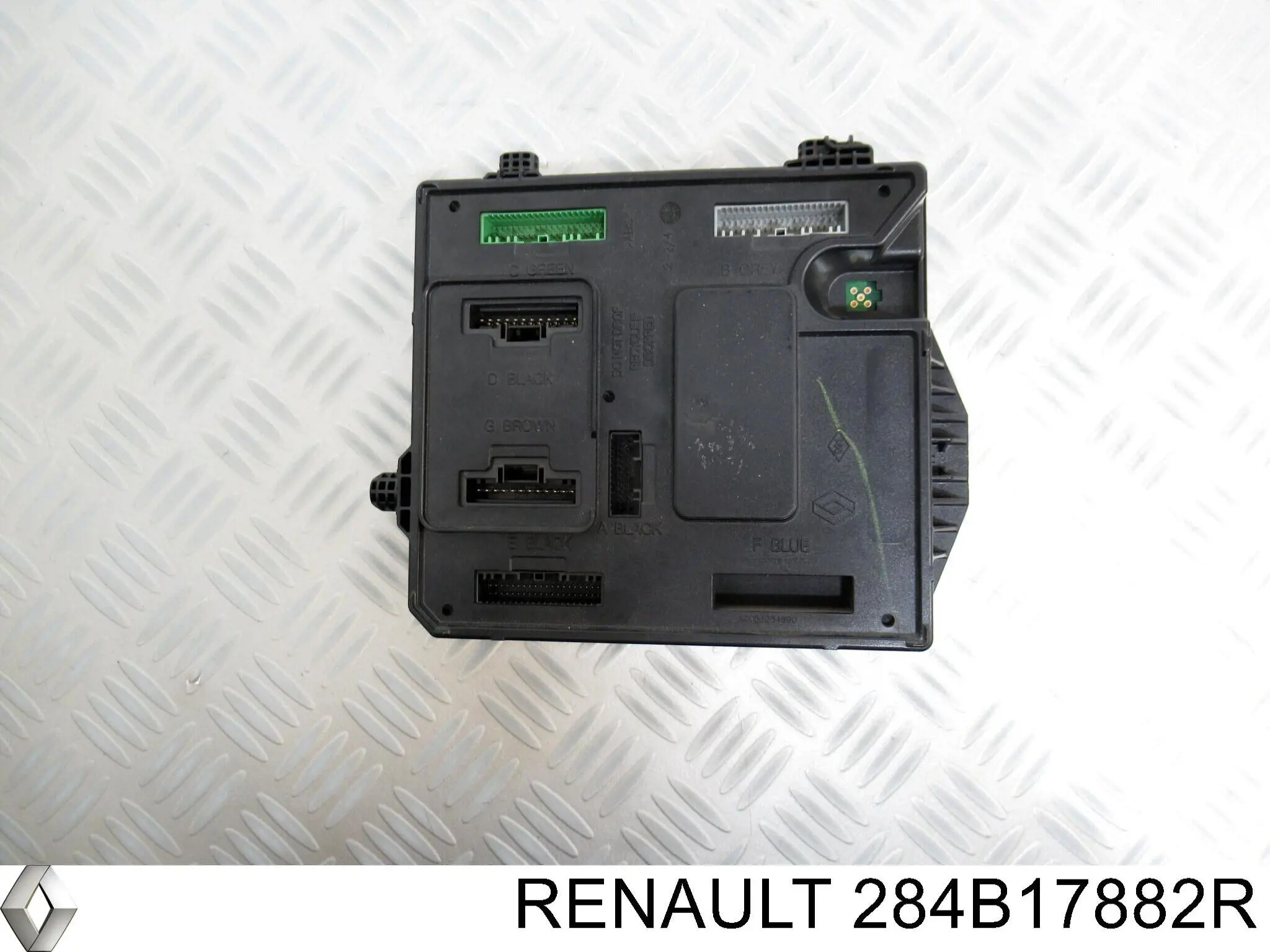 Коробка предохранителей Renault (RVI) 284B17882R цена, от 17.05 USD