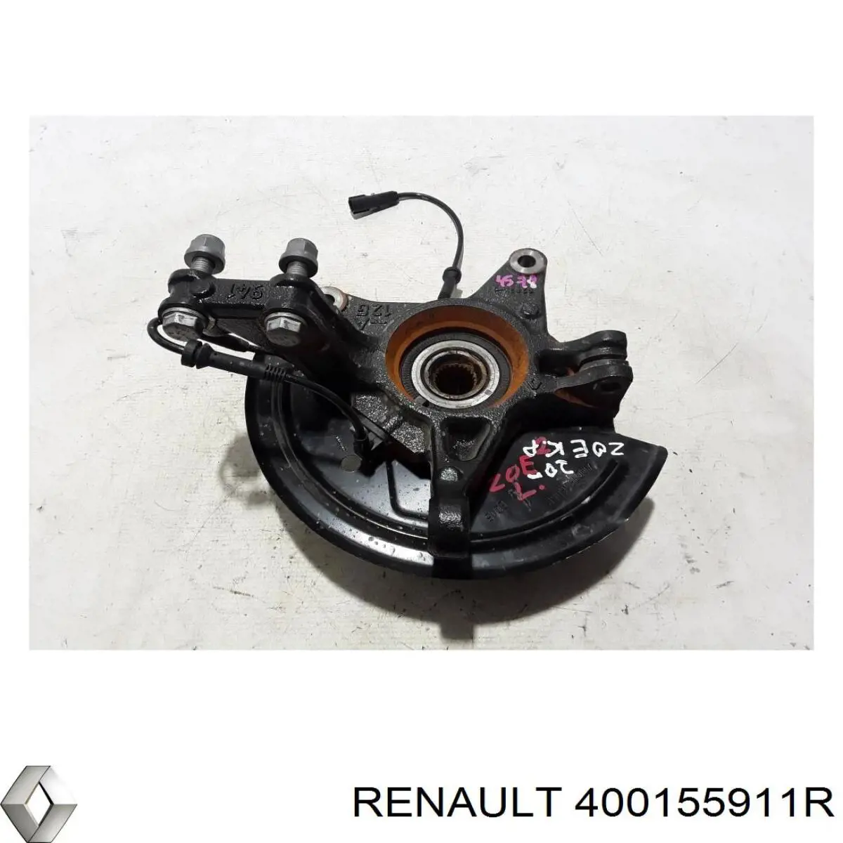 Купить 400155911R Renault (RVI) Цапфа поворотная левая