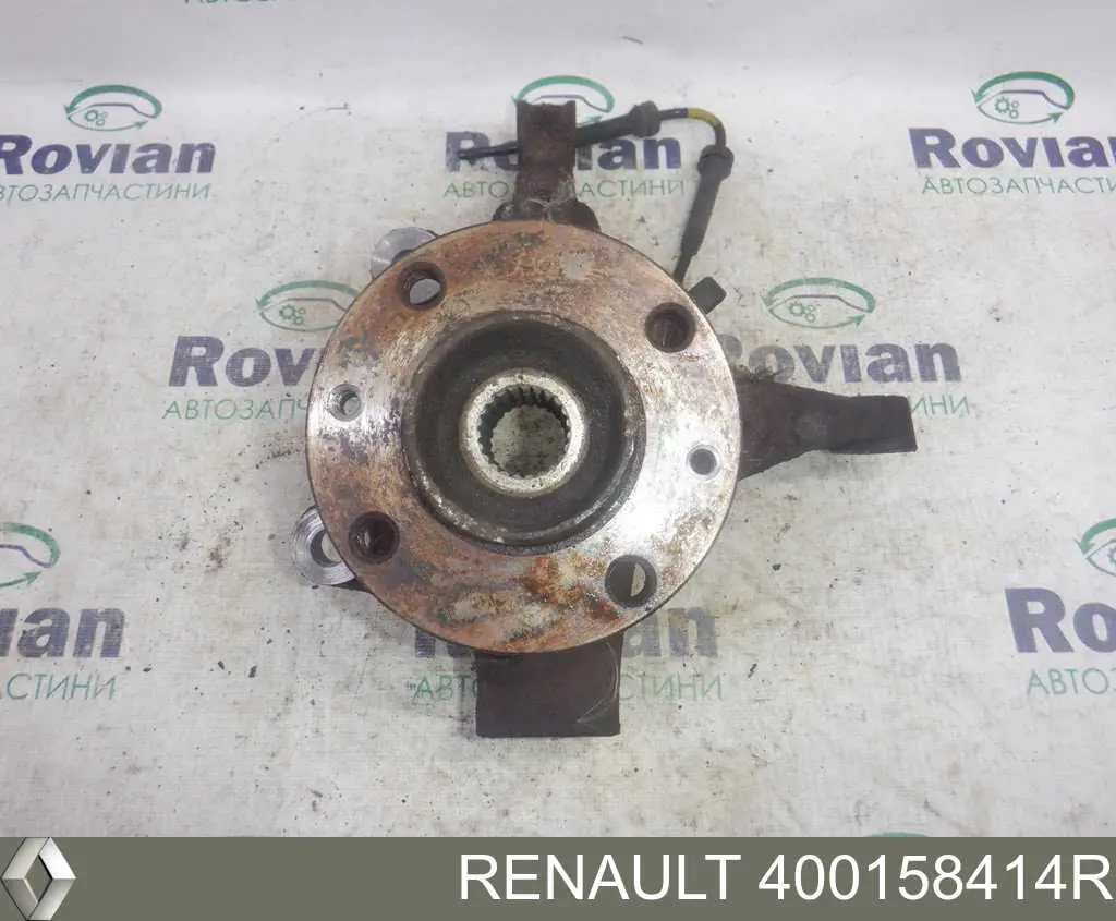 Кулак поворотный передний левый Renault (RVI) 400158414R