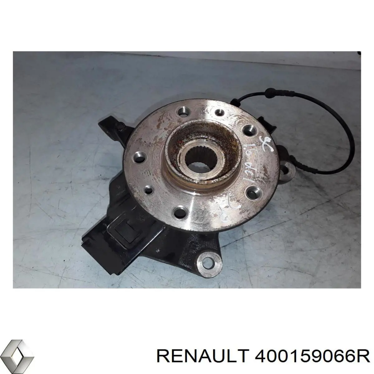 400159066R Renault (RVI) Цапфа - поворотный кулак передний, левый