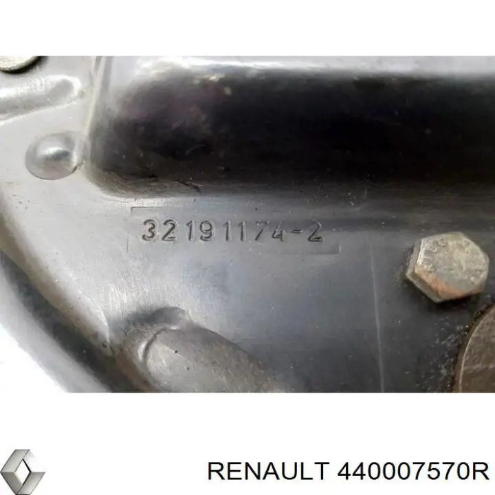 Диск опорный заднего тормозного барабана правый Renault (RVI) 440007570R