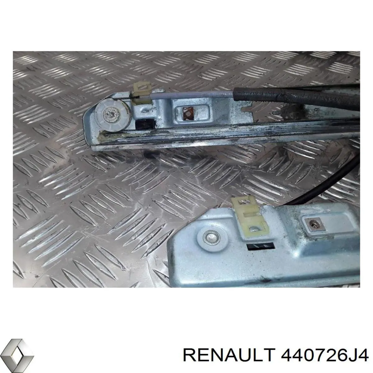 Мотор стеклоподъемника двери передней правой Renault (RVI) 440726J4 цена, от 25.65 USD