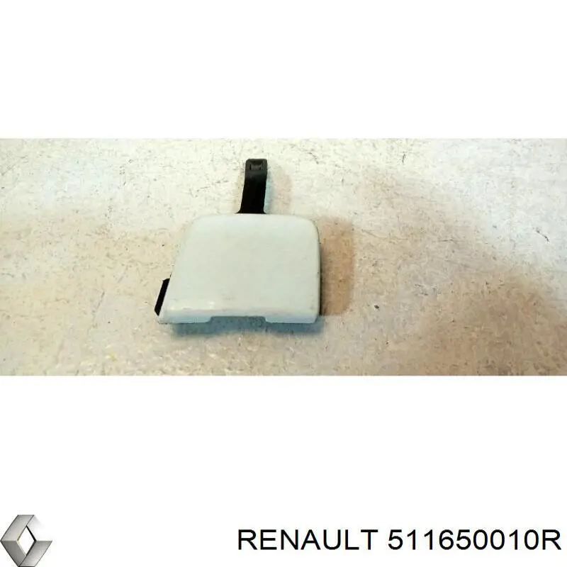 Заглушка бампера буксировочного крюка задняя на Renault Fluence L3