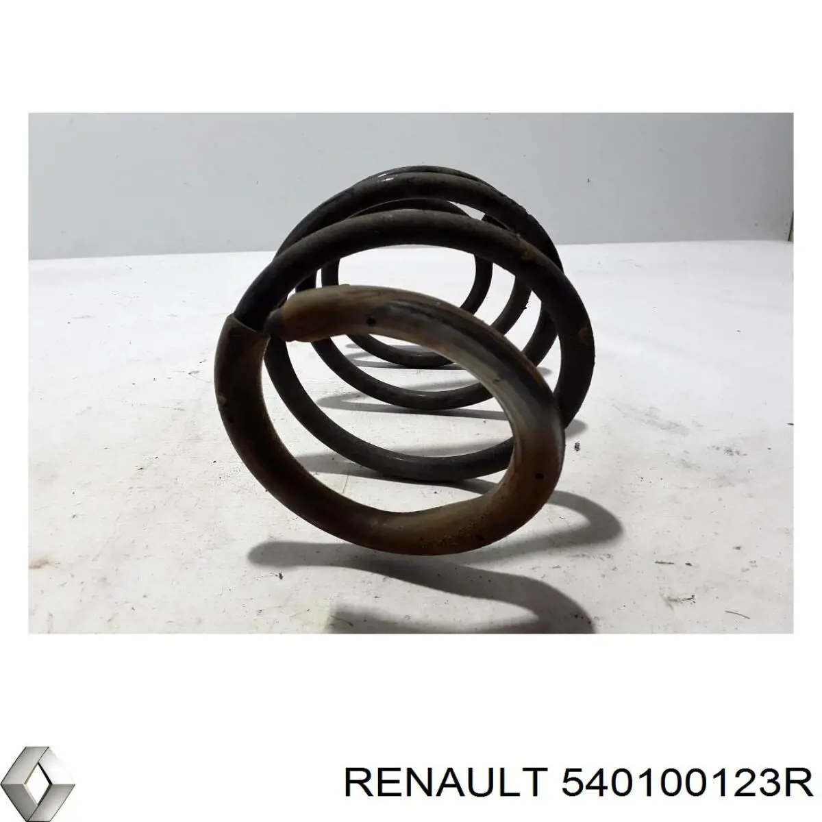 Передняя пружина 540100123R Renault (RVI)