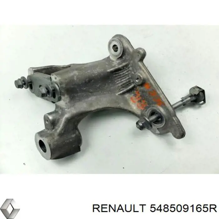 Кронштейн передней балки Renault (RVI) 548509165R цена, от 7.33 USD