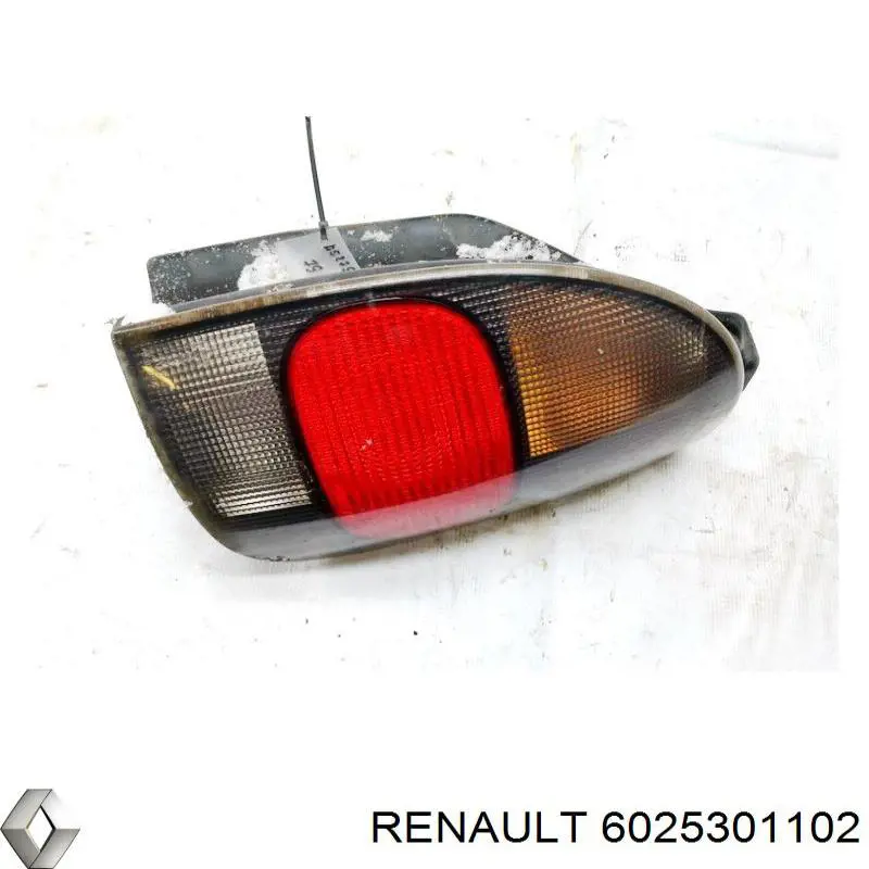 Правый стоп Renault (RVI) 6025301102