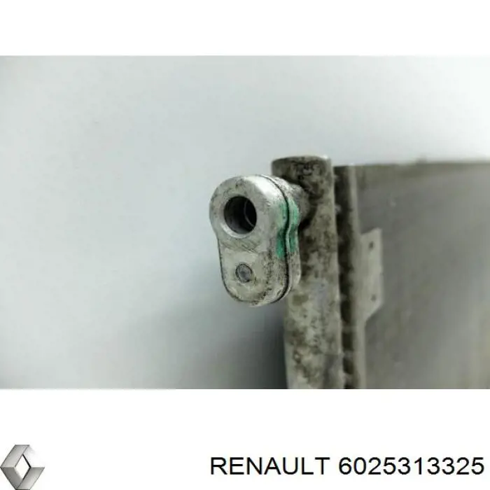 Радиатор кондиционера 6025313325 Renault (RVI)