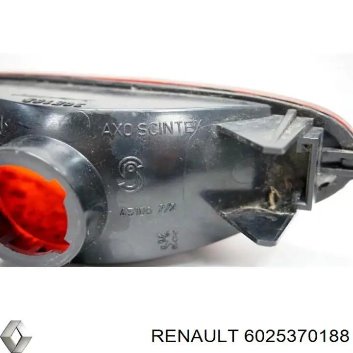 Фонарь противотуманный задний, правый Renault (RVI) 6025370188
