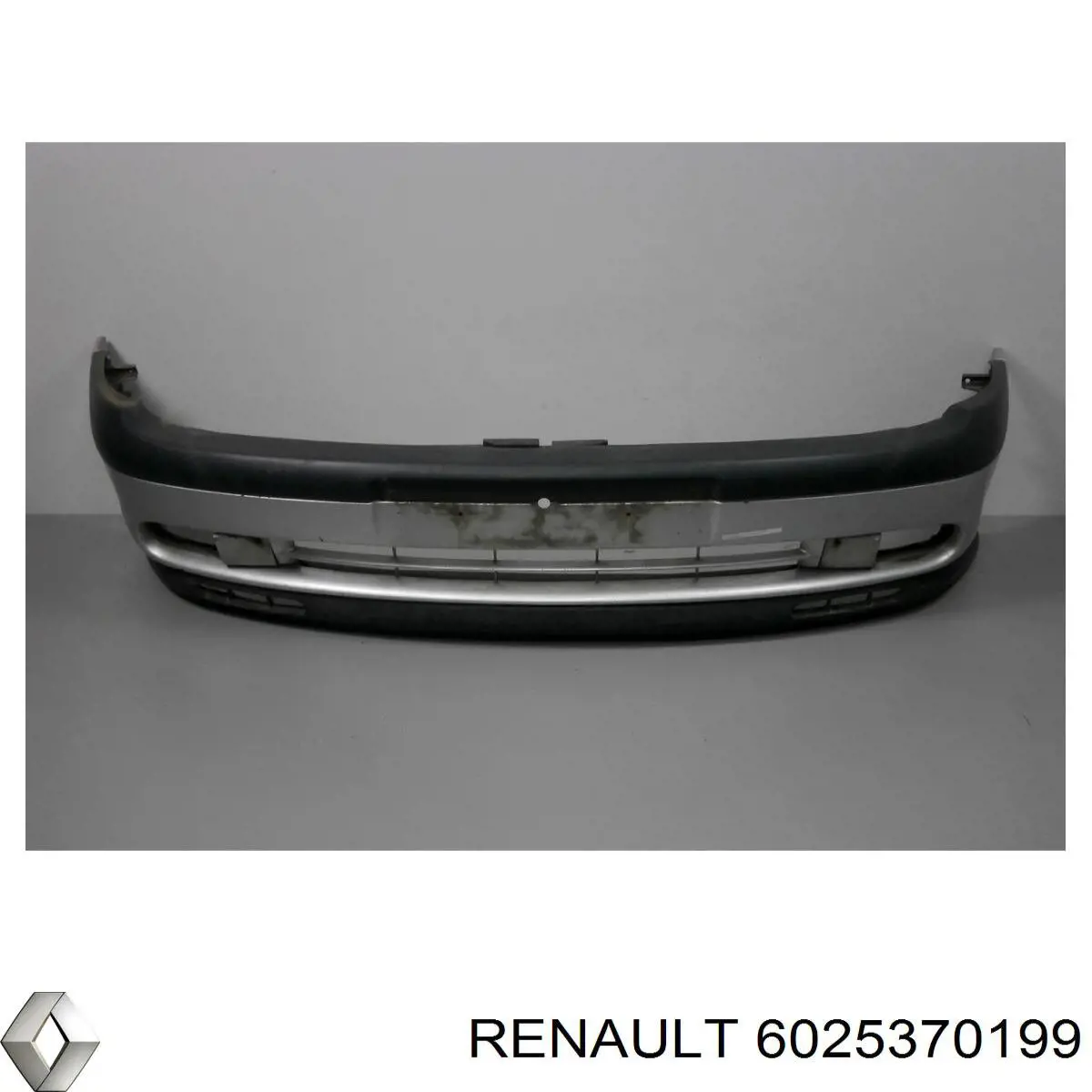 6025370199 Renault (RVI) передний бампер