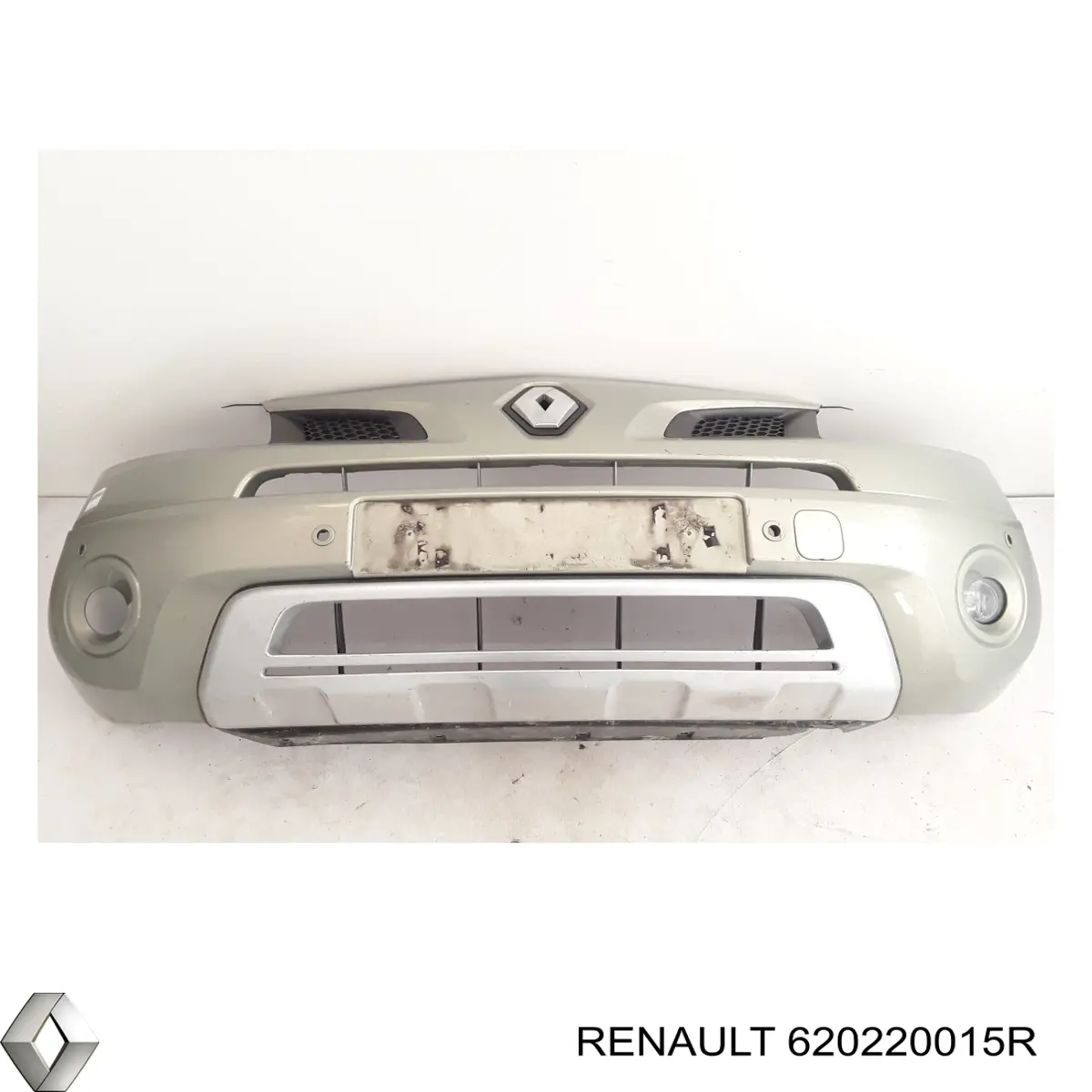 620220015R Renault (RVI) передний бампер