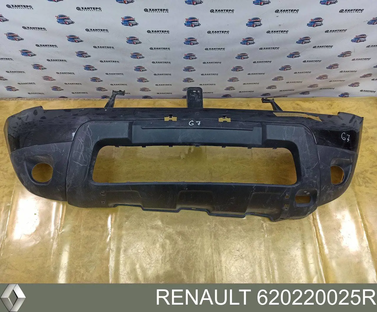 Передний бампер 620220025R Renault (RVI)