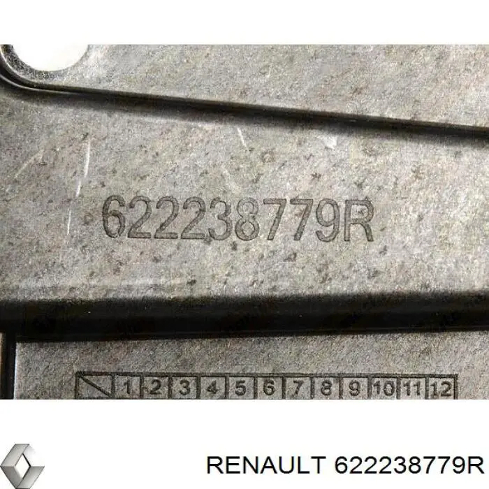 Кронштейн-адаптер крепления фары передней, левой Renault (RVI) 622238779R