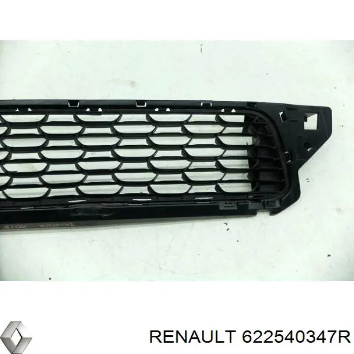 Решетка бампера переднего центральная Renault (RVI) 622540347R цена, от 17.38 USD