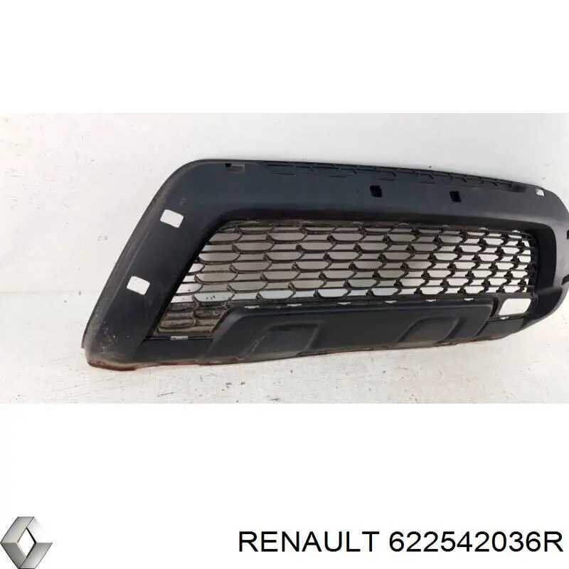 622542036R Renault (RVI) Центральная решетка переднего бампера