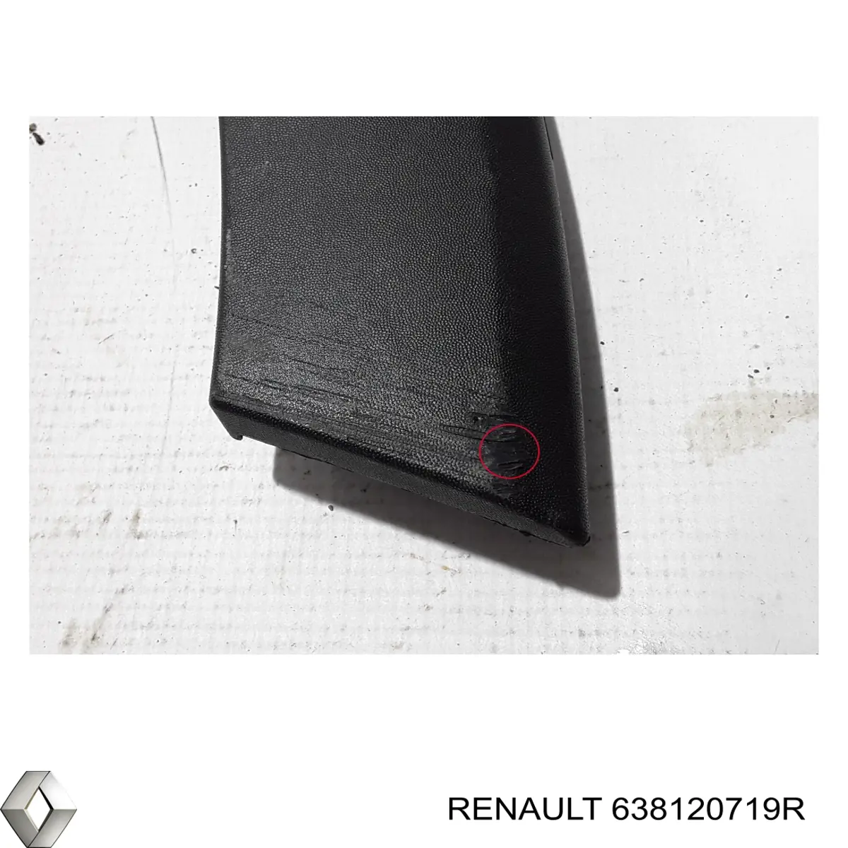 Купить 638120719R Renault (RVI) Молдинг передней арки колеса, правый