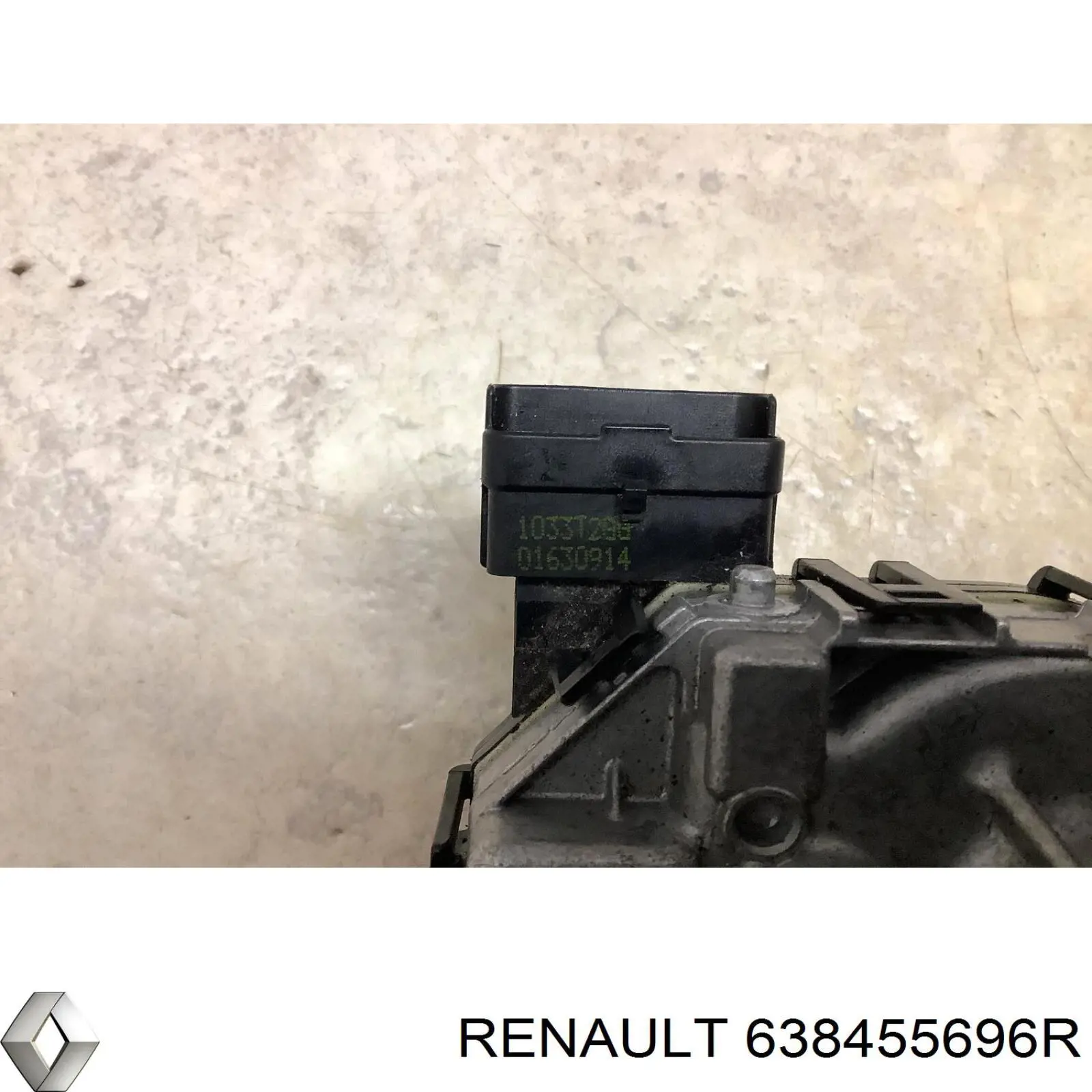 638455696R Renault (RVI) Подкрылок переднего крыла, левый передний
