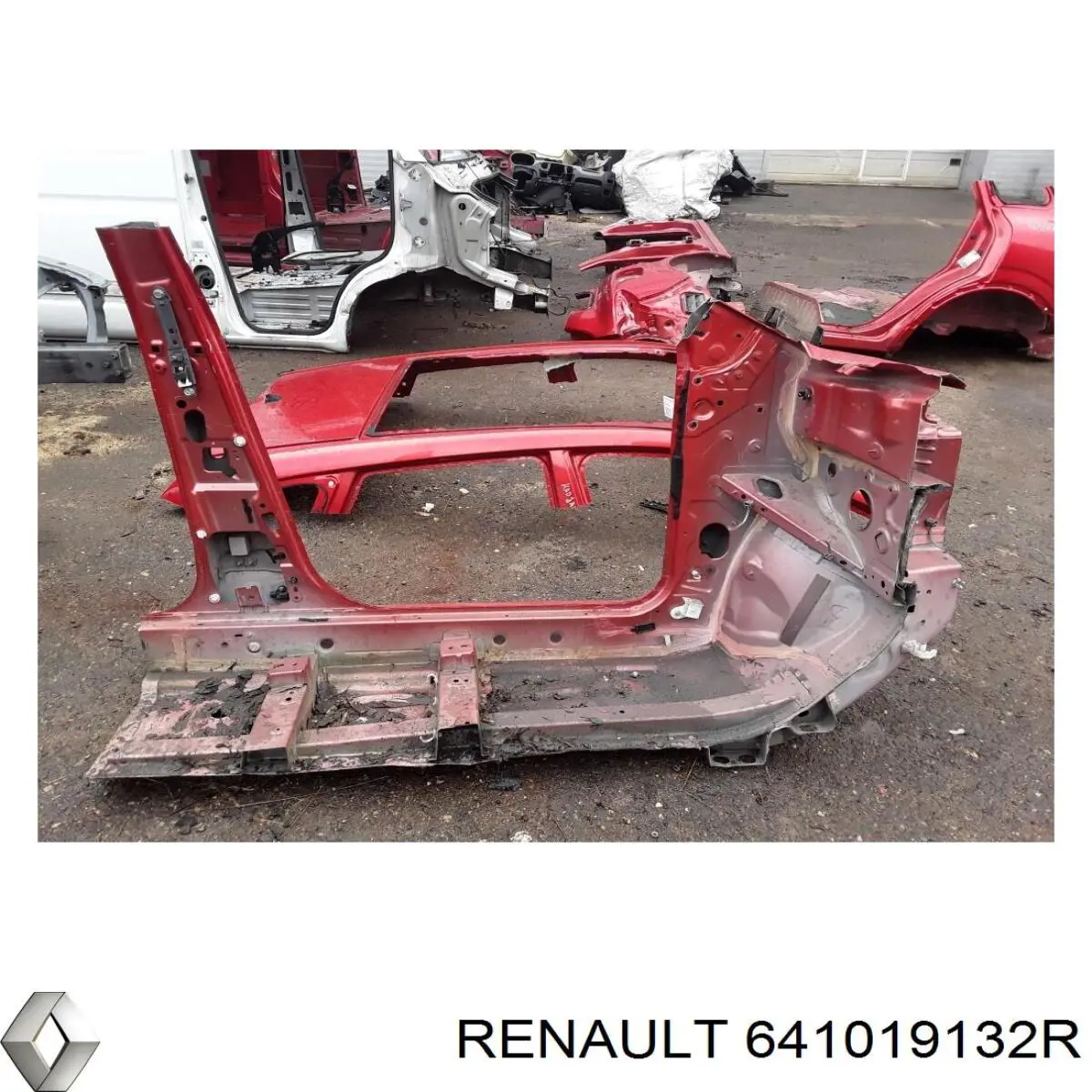 641019132R Renault (RVI) Четверть передняя левая