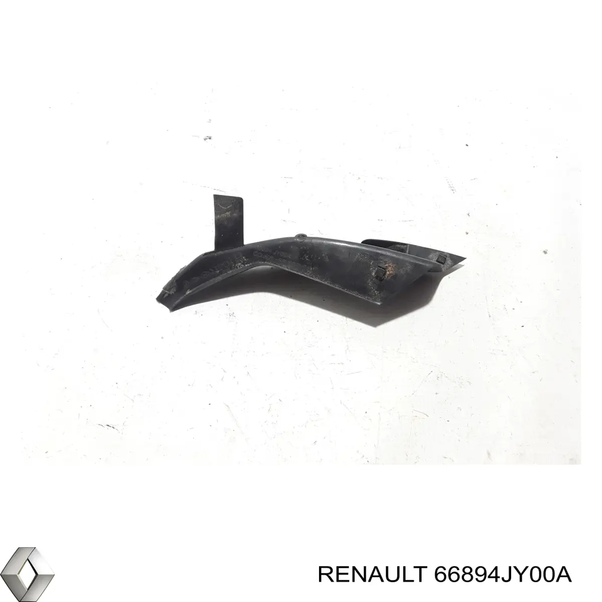 Накладка стойки кузова внешняя передняя правая 66894JY00A Renault (RVI)