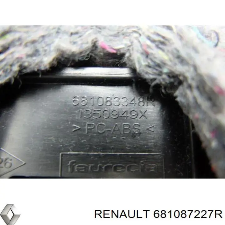 Ящик перчаточный (бардачок) 681087227R Renault (RVI)