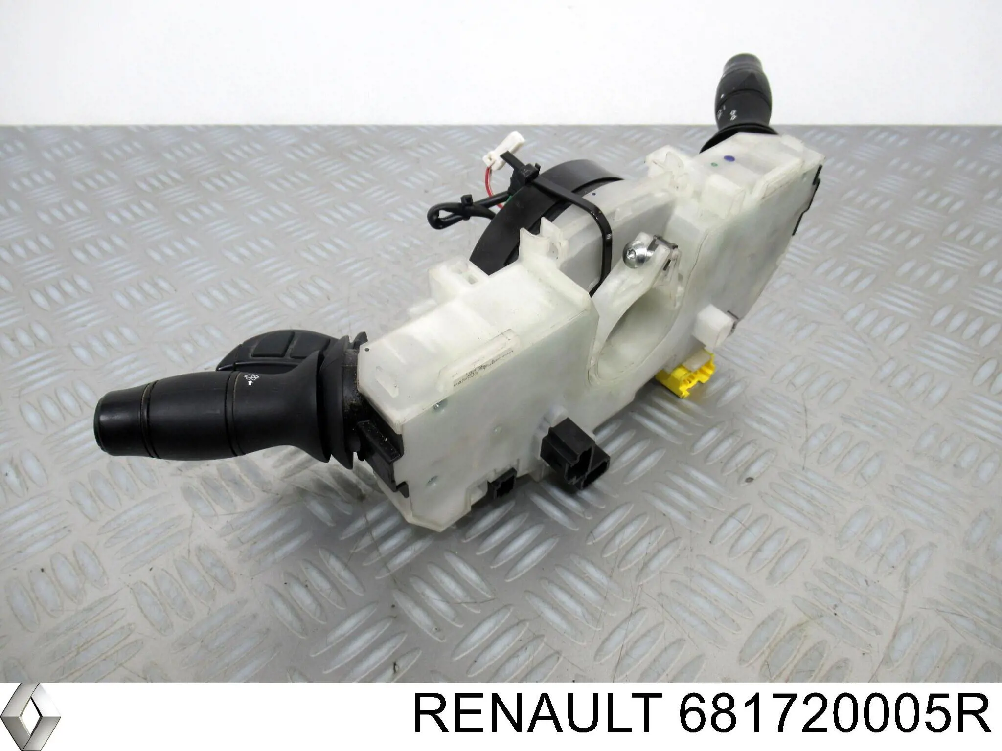 Купить 681720005R Renault (RVI) Подрулевой переключатель