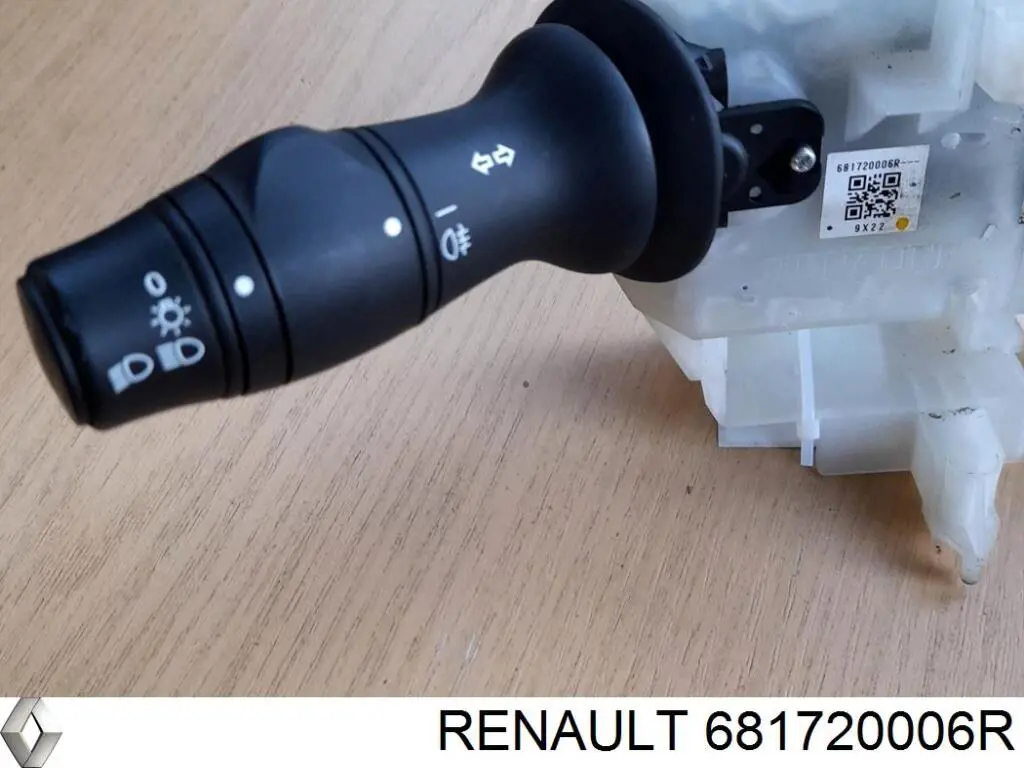 681720006R Renault (RVI) comutador instalado na coluna da direção, montado