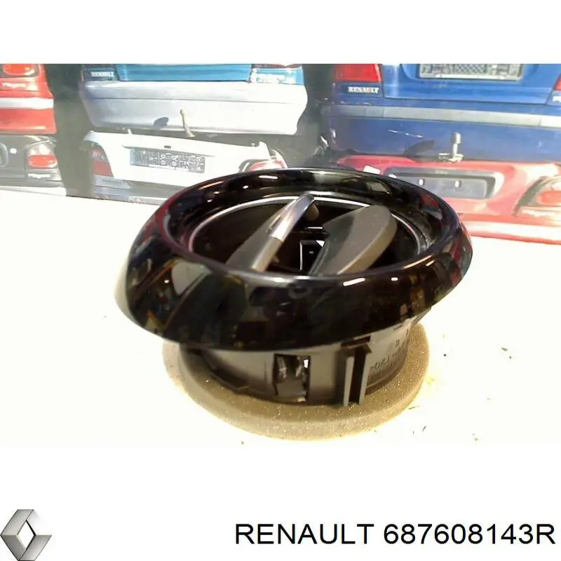 Решетка вентиляции салона на "торпедо" 687608143R Renault (RVI)