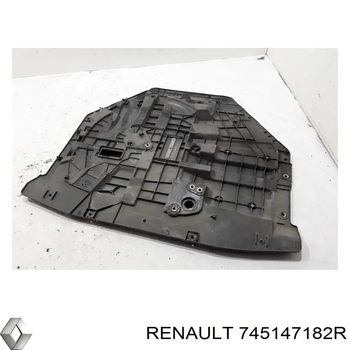 745147182R Renault (RVI) Ниша запасного колеса