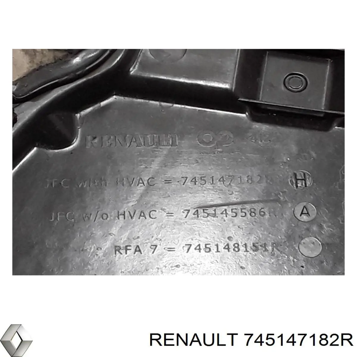 Колесная ниша Renault (RVI) 745147182R цена, от 178.07 USD