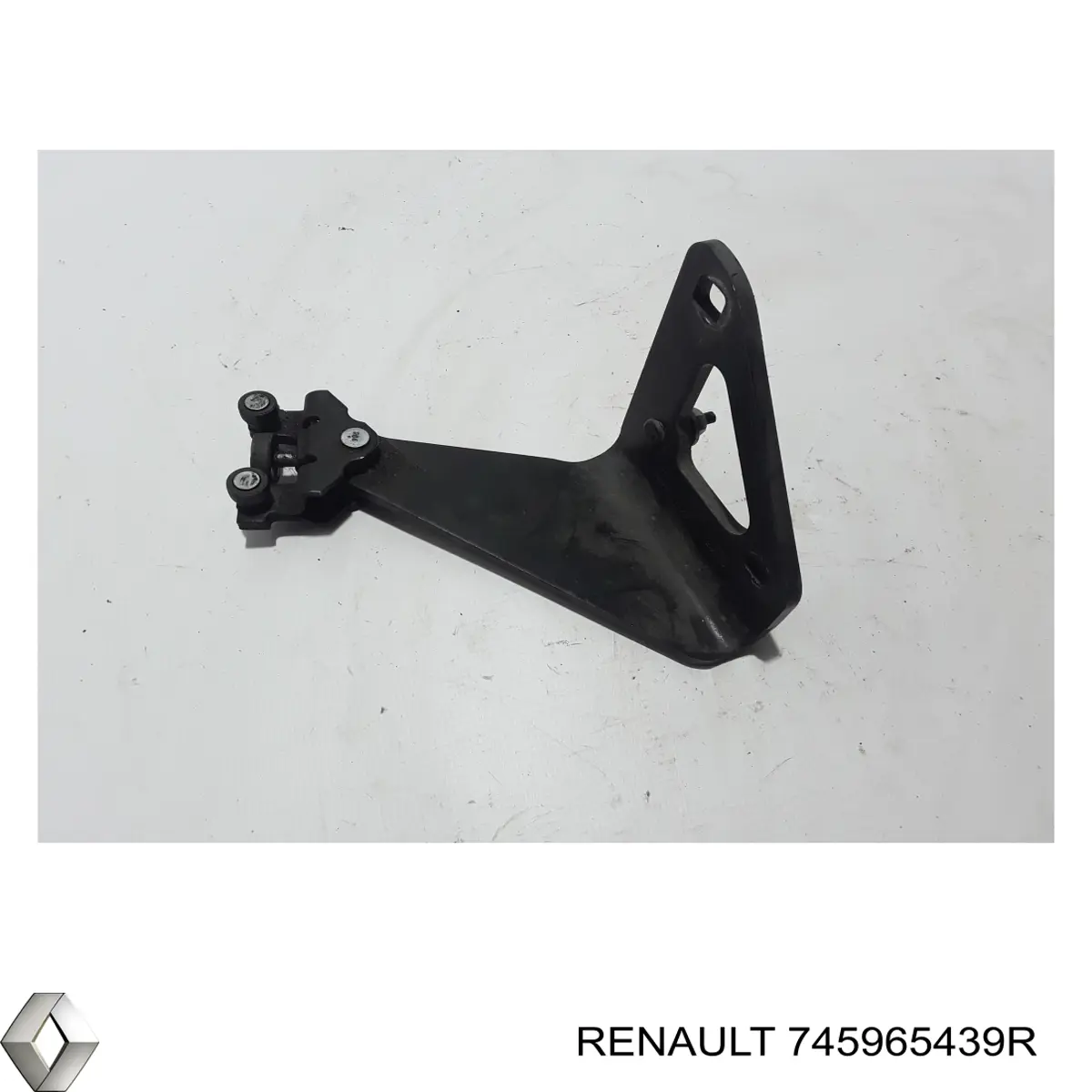 Ролик двери боковой/сдвижной, правый нижний Renault (RVI) 745965439R цена, от 31.67 USD