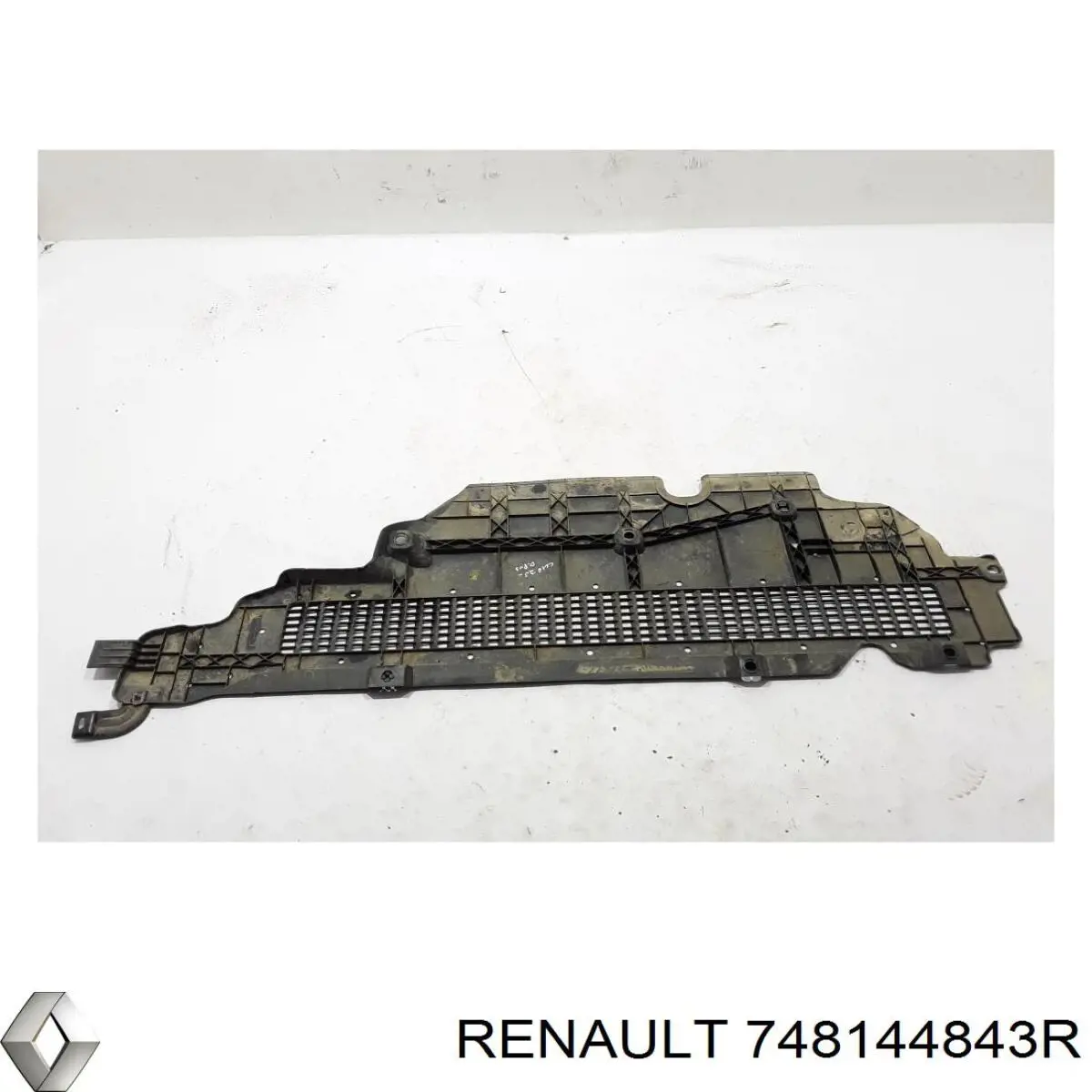 748144843R Renault (RVI) Защита днища правая