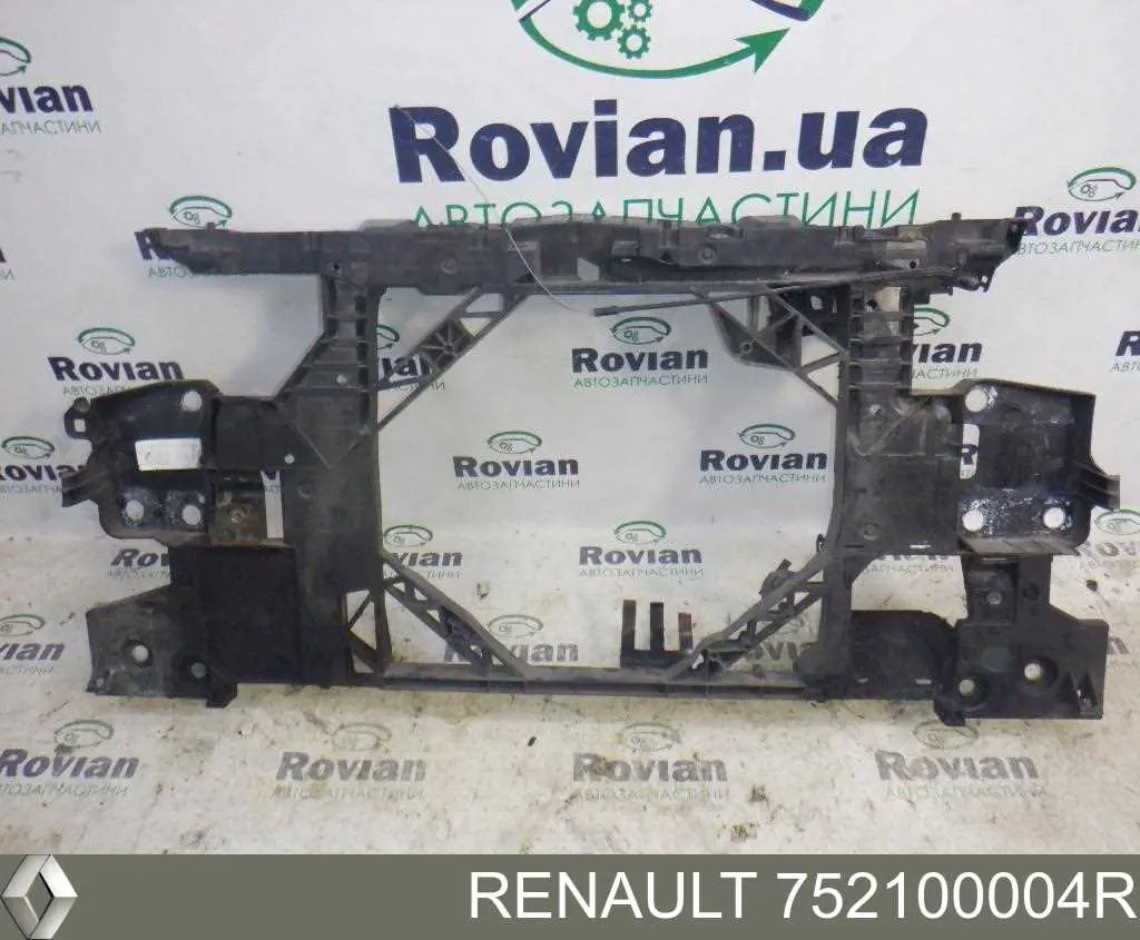  Рамка радиатора Renault Megane 3