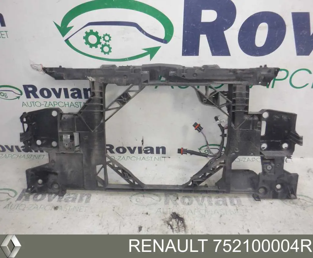 Панель передняя Renault (RVI) 752100004R цена, от 62.66 USD