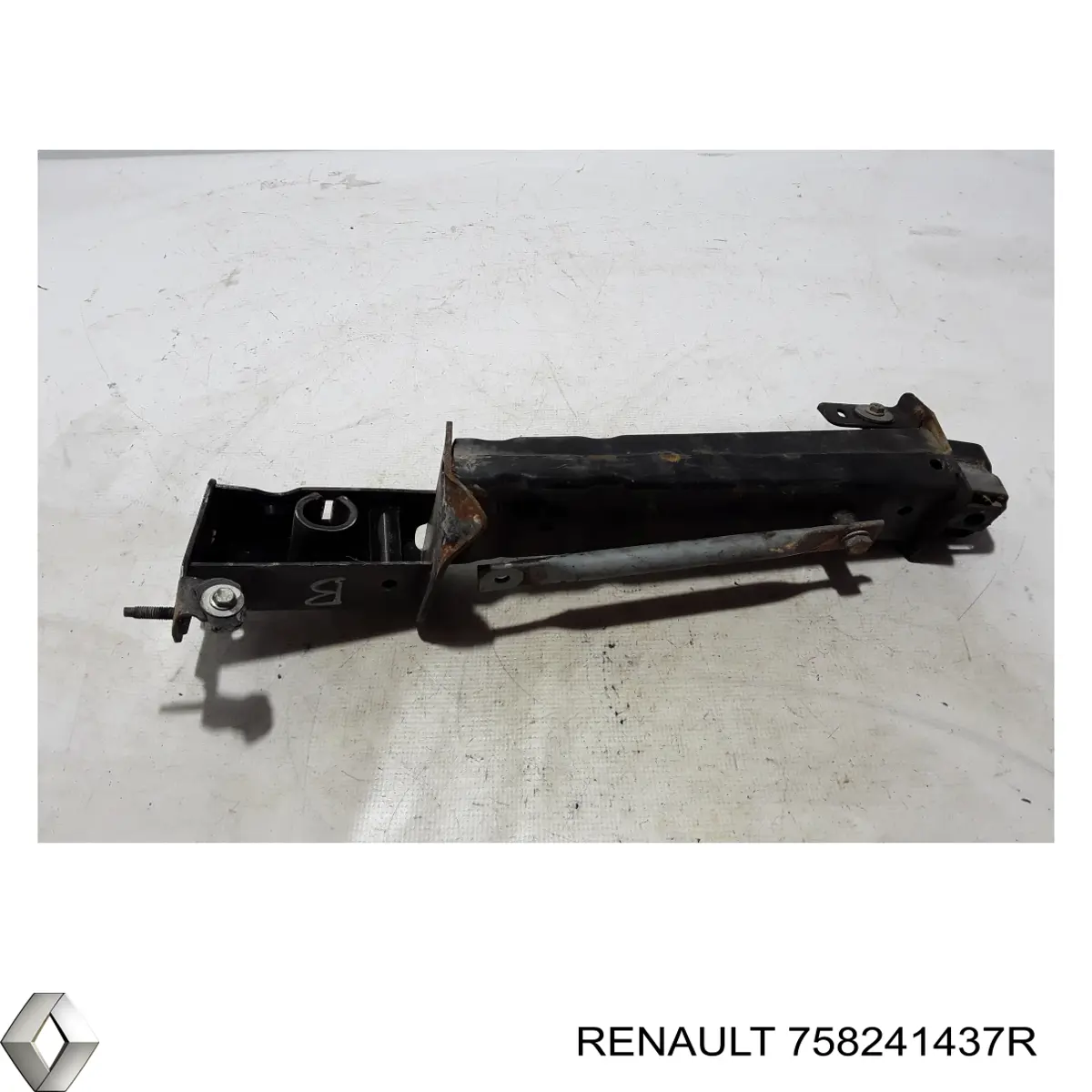 758241437R Renault (RVI) 