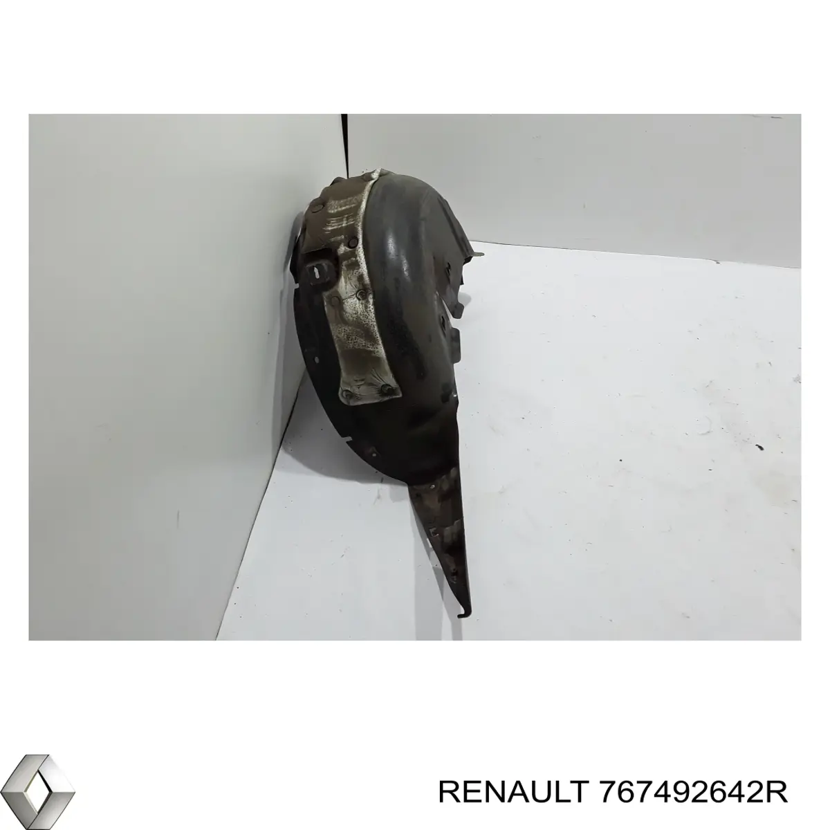Guardabarros interior izquierdo, aleta trasera 767492642R Renault (RVI)