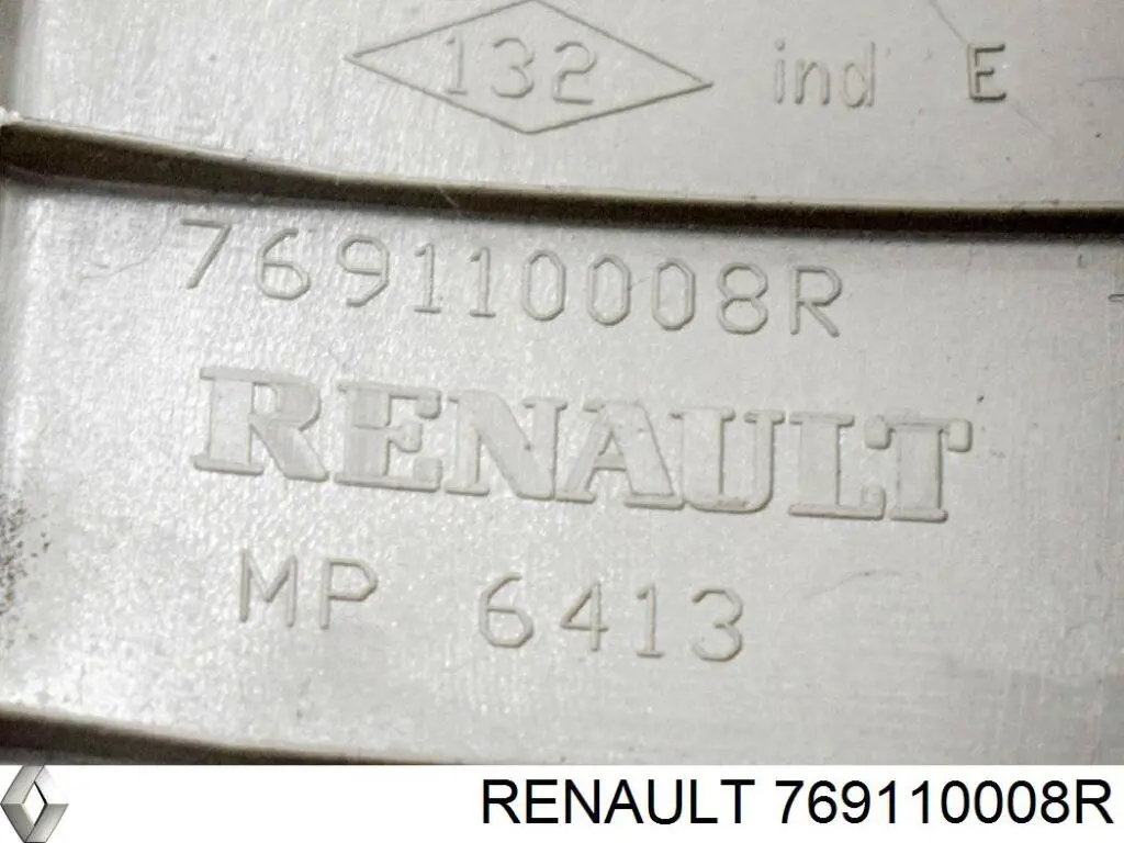 Обшивка стойки кузова внутренняя, передняя правая Renault (RVI) 769110008R