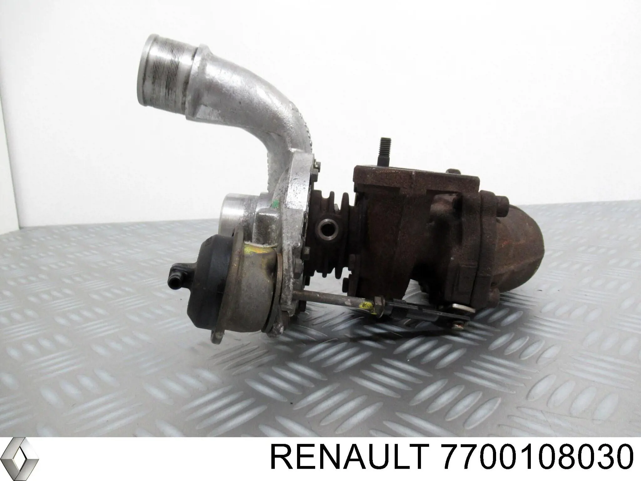 7700108030 Renault (RVI) турбина