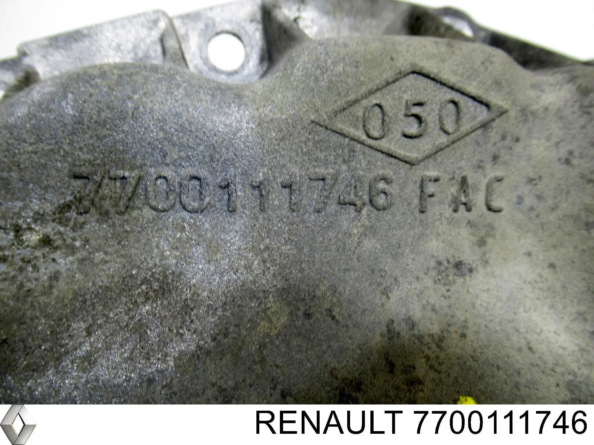 Купить 7700111746 Renault (RVI) Поддон картера двигателя