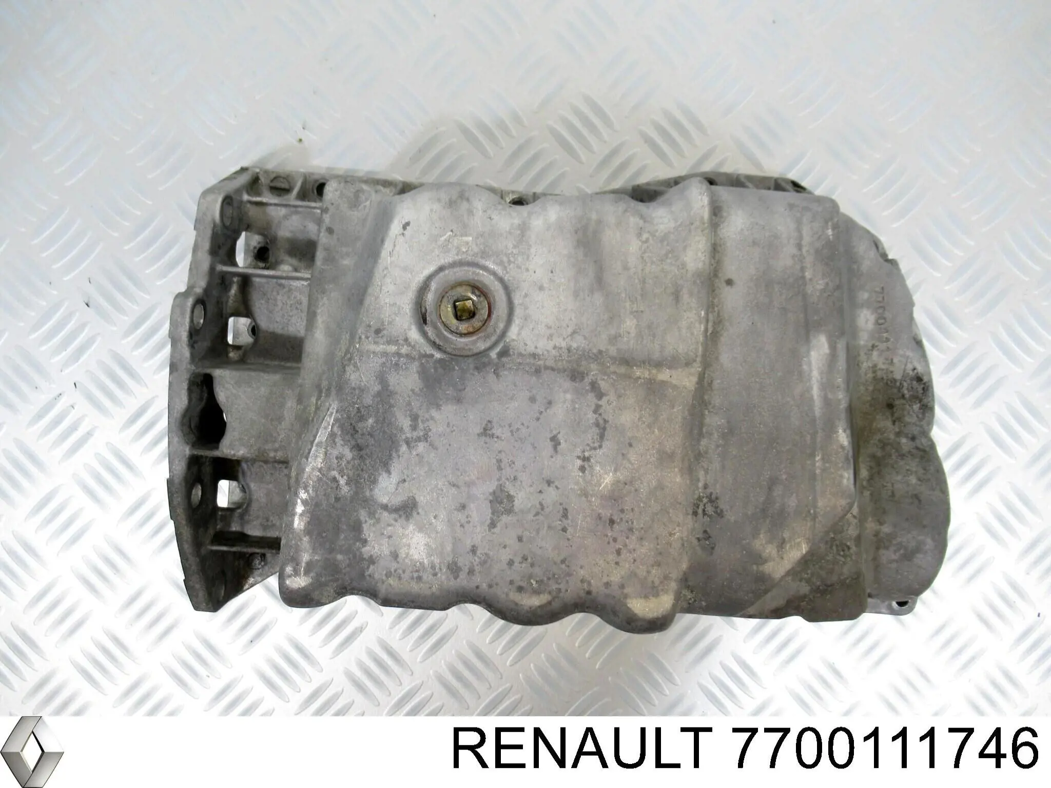 Купить 7700111746 Renault (RVI) Поддон картера двигателя