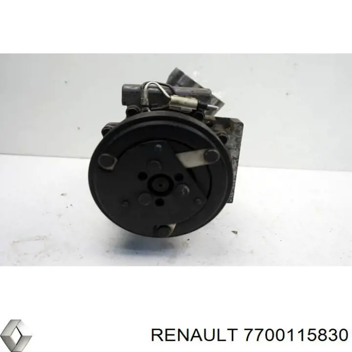 Компрессор кондиционера 7700111182 Renault (RVI)