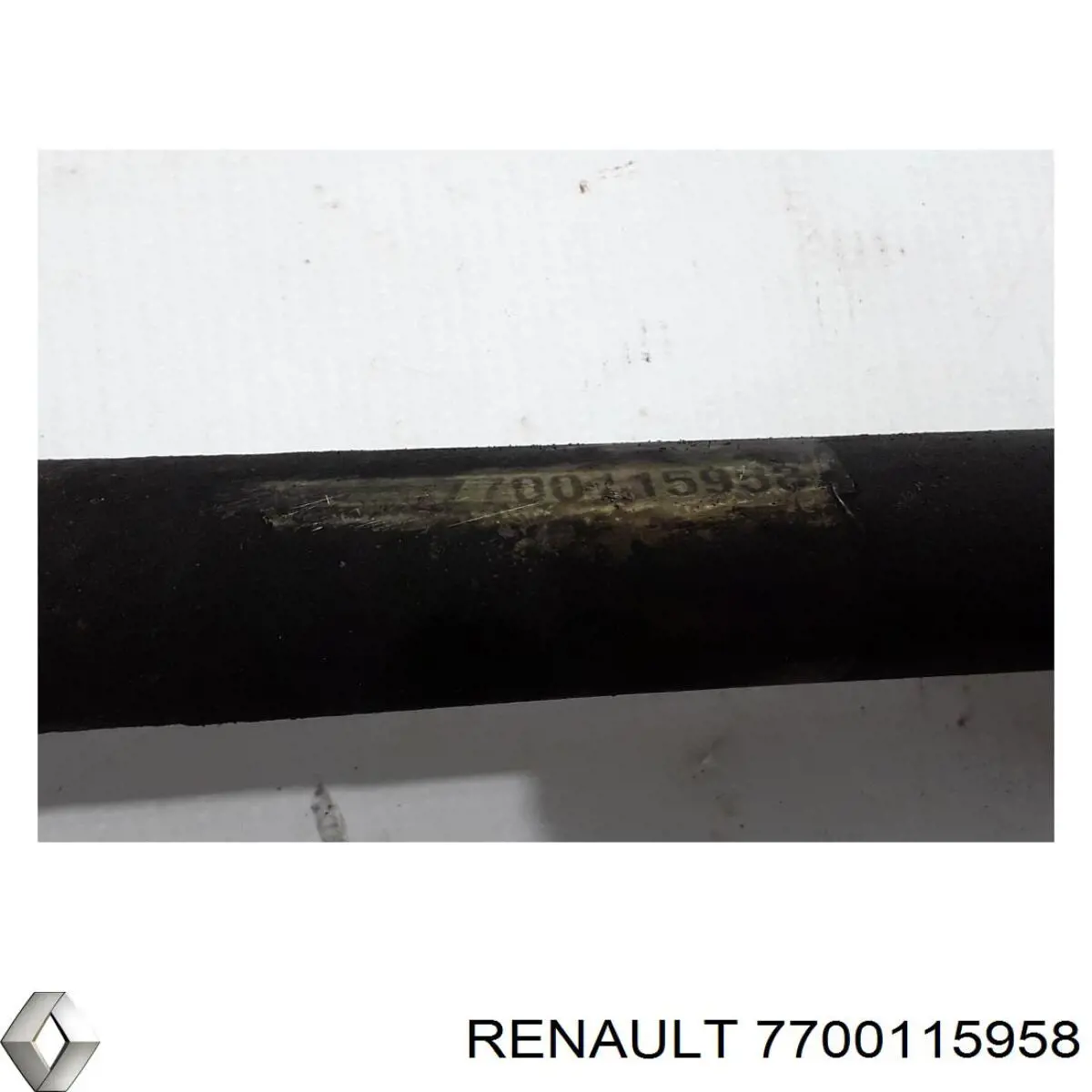 Купить 7700115958 Renault (RVI) Вал приводной правый