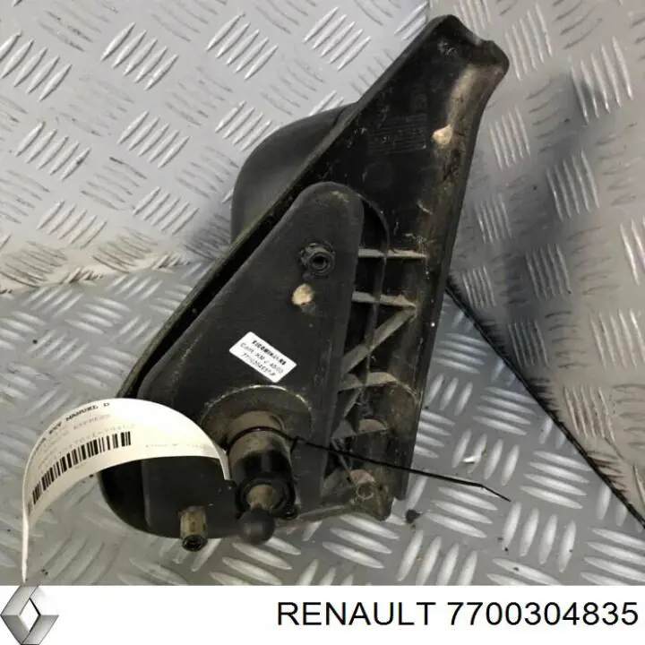Правое зеркало 7700304835 Renault (RVI)