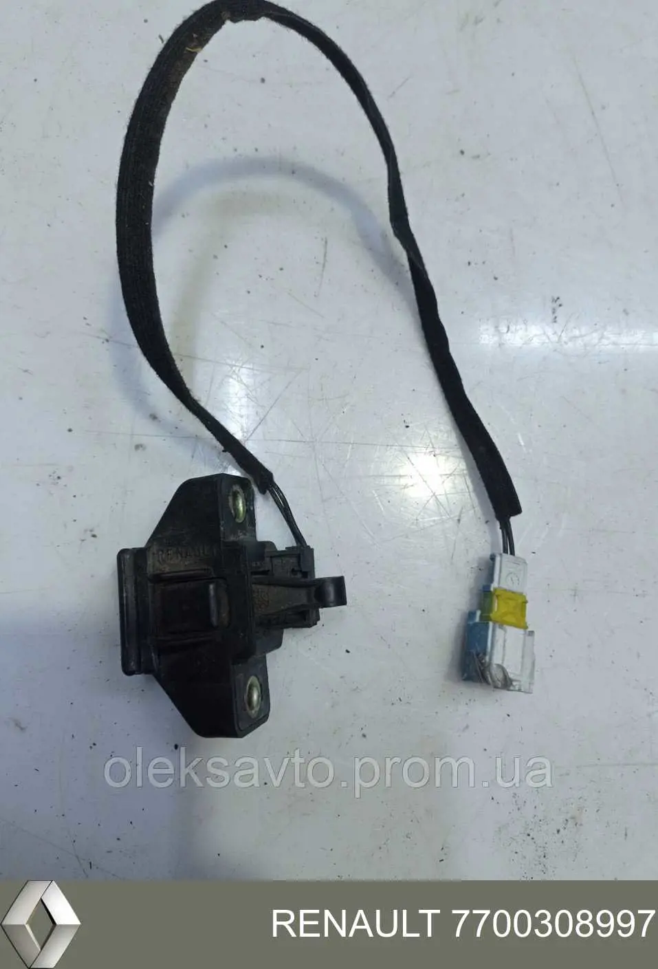Замок багажника 7700308997 Renault (RVI)