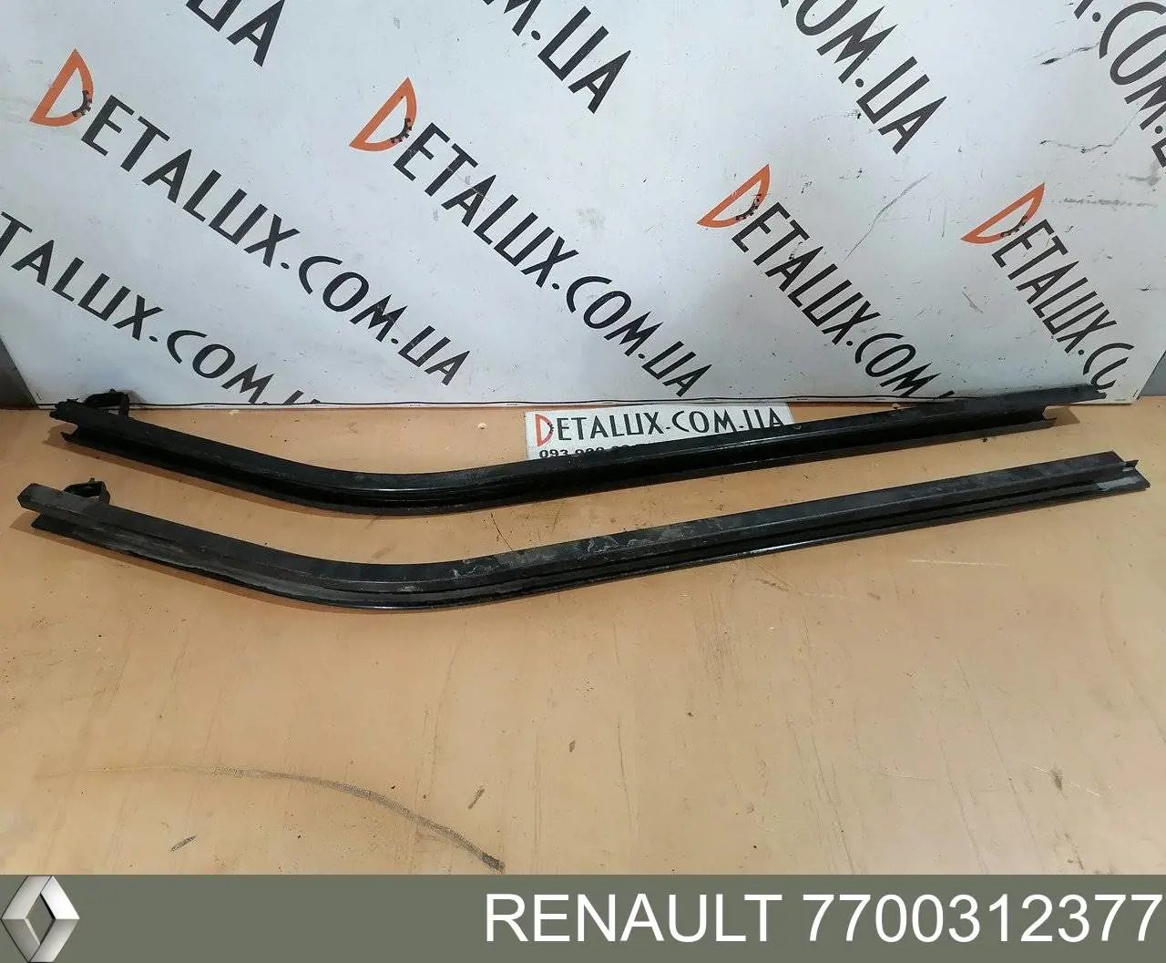 Рельс направляющей сдвижной двери нижний правый Renault (RVI) 7700312377 цена, от 126.01 USD