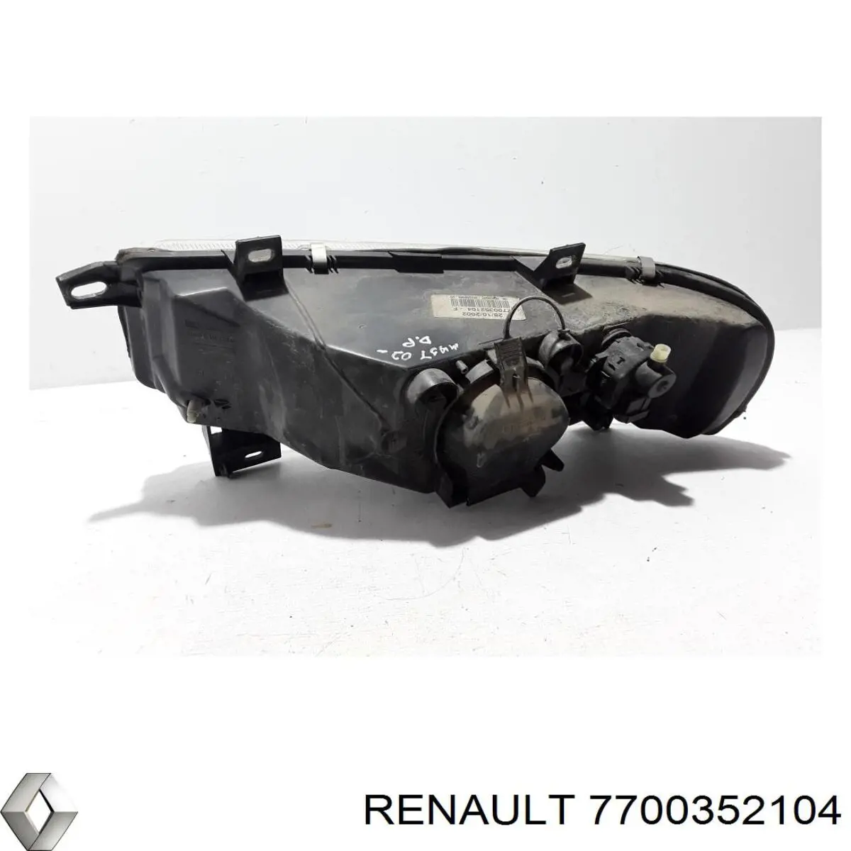 Фара правая Renault (RVI) 2600000QAB