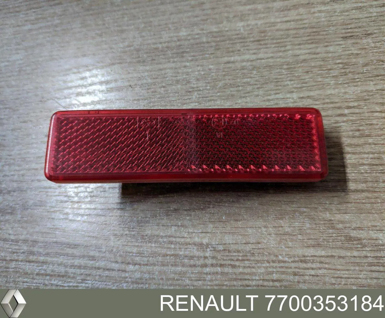 Катафот (отражатель) заднего бампера RENAULT 7700353184