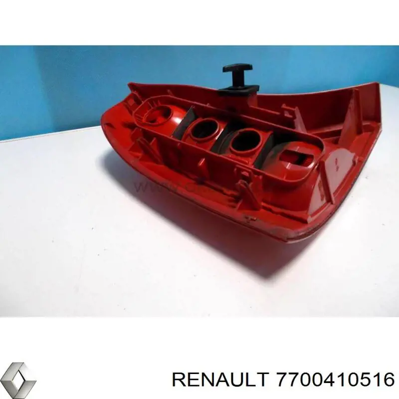 Фонарь задний правый Renault (RVI) 7700410516 цена, от 32.87 USD