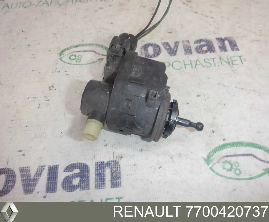 7700420737 Renault (RVI) Corretor da luz